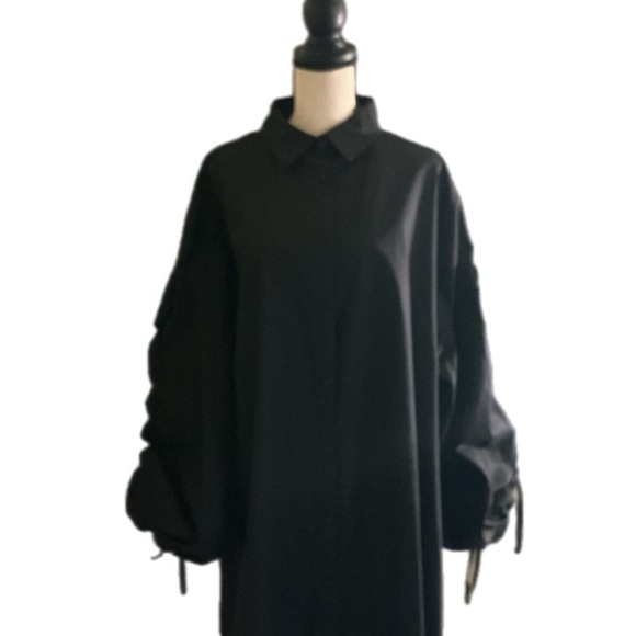 Boohoo Dresses & Skirts - NWT Boohoo Black Oversized Button-Up Shirt Size 16 Ruched Drawstring Sleeve